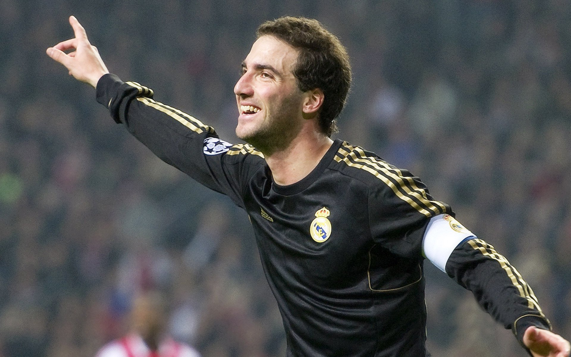 紧张瞬间:赛中焦虑情绪的释放,紧张中的图片